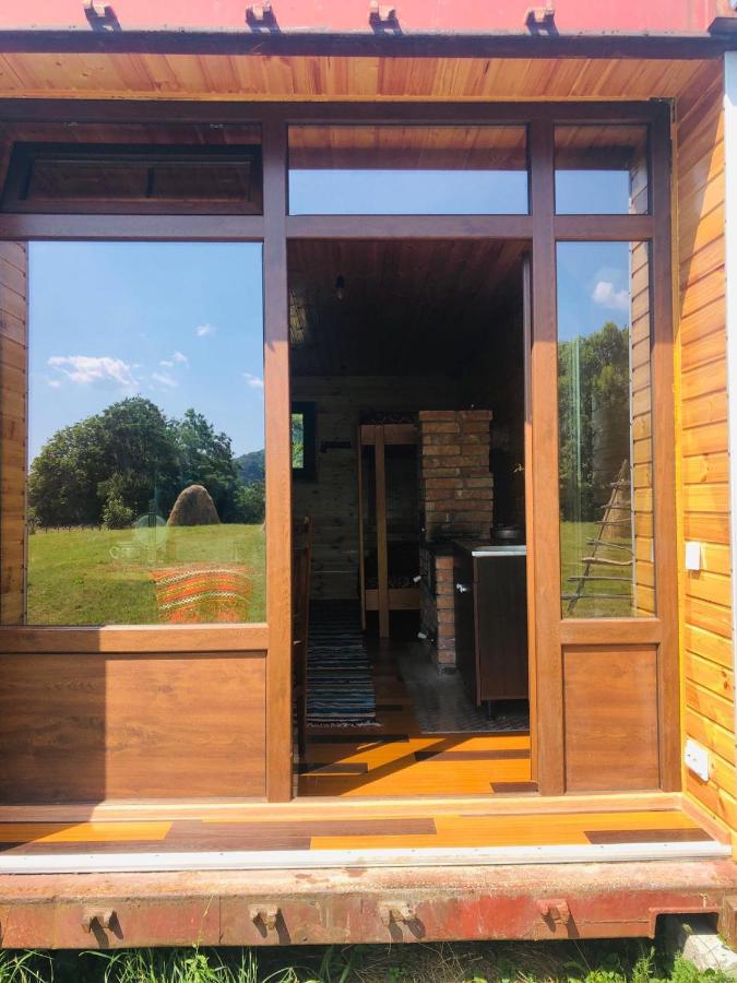 La Container Hotel Curtea de Argeş Eksteriør billede